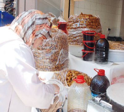 رمضان، مصدر دخل للعديد من العائلات