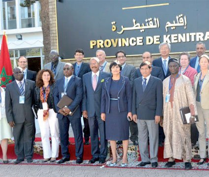 Visite d'une forte délégation diplomatique