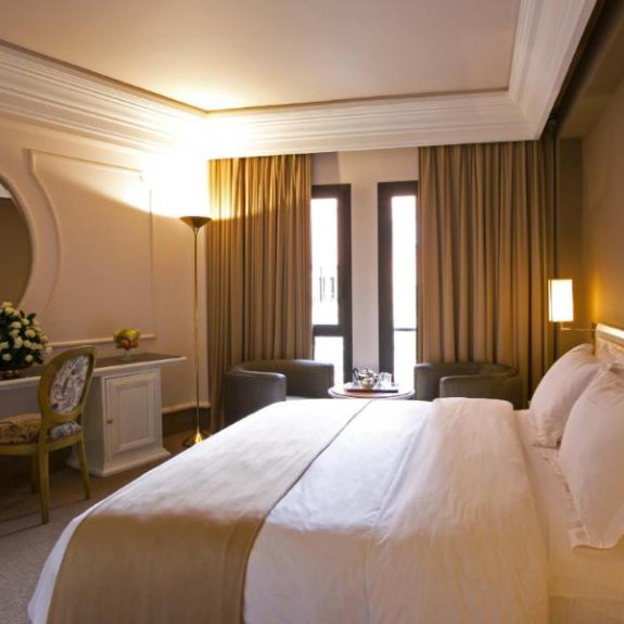 Hotel Nassim