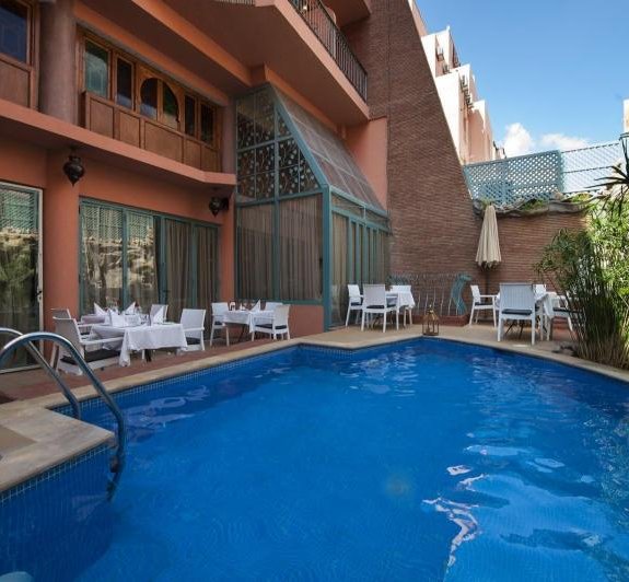 Le Caspien Hotel