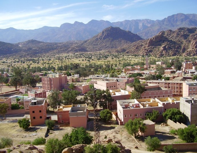 &copy; panoramio / elakramine, http://www.panoramio.com/user/831427