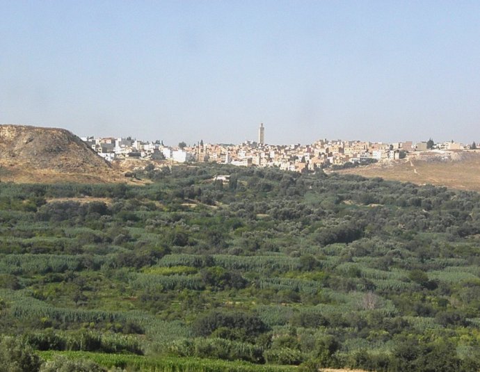 &copy; panoramio / elakramine, http://www.panoramio.com/user/831427