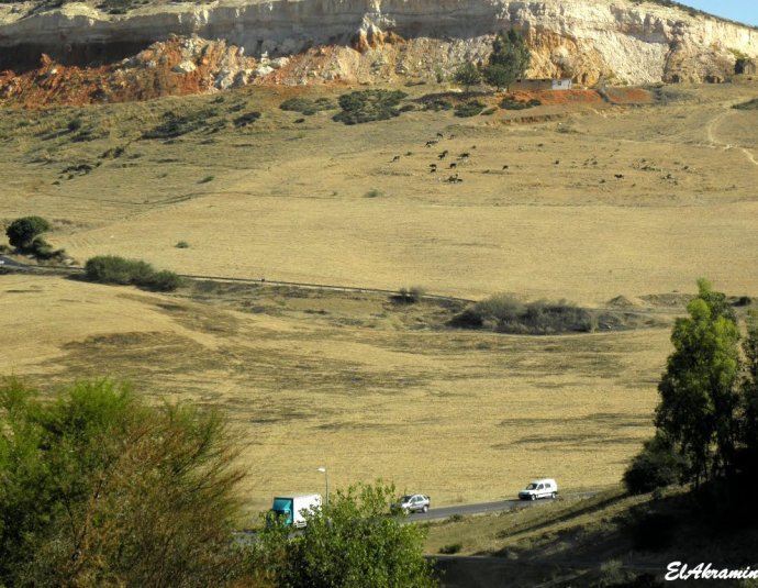 &copy; panoramio / elakramine, http://www.panoramio.com/user/831427