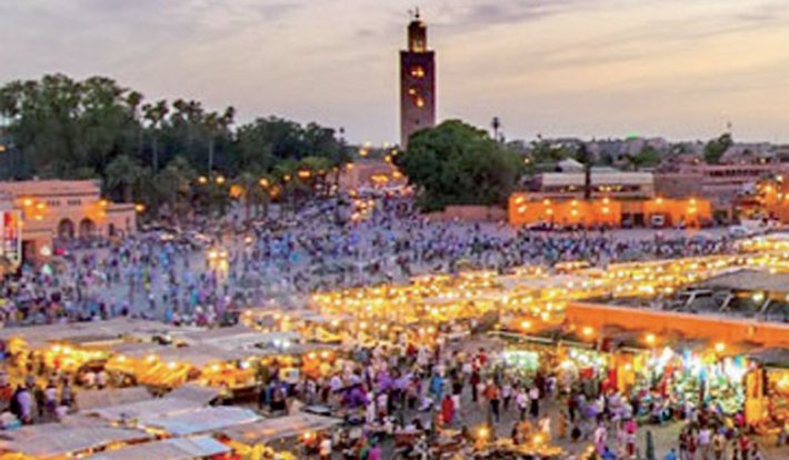 L'art de la halqa sur la Place Jamaâ Lafna selon Abderrahmane El-Malhouni