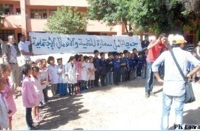 Hay Mohammadi, Grâce notamment à l’Association Amal Smara : L’école publique Al Maâri repeinte bénévolement à neuf, Zakaria Azhar (Stagiaire), Libération