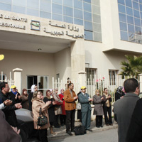 Des infirmiers en sit-in