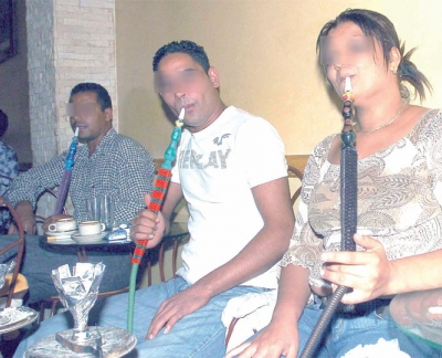 Les cafés-chicha dans la ligne de mire