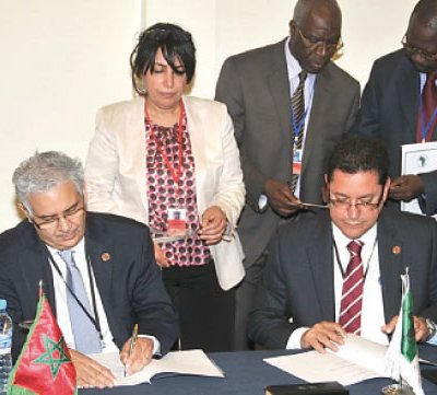 المغرب والبنك الأفريقي للتنمية يوقعان اتفاقيتين مهمتين