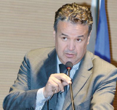 «3.5% فقط من سكان العالم يستهلكون زيت الزيتون»