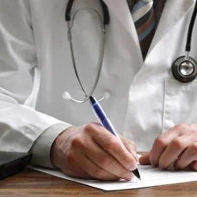 الوردي يوقف طبيبين بمكناس بسبب "إخلالات خطيرة"