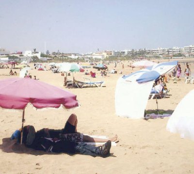 مدينة الزهور في بحث عن شواطئ نظيفة