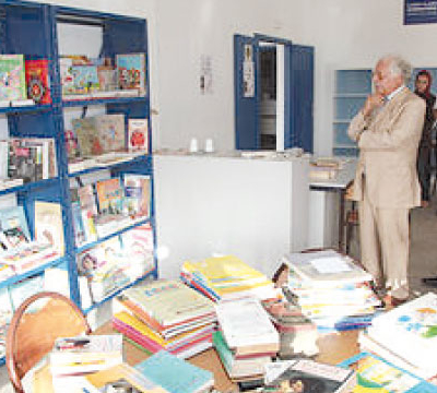 Don de livres au Centre socioculturel Lalla Meryem