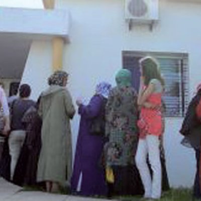 حملة للكشف عن السرطان على هامش مؤتمر أمراض الثدي