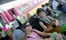 ONCF commuters exercise patience