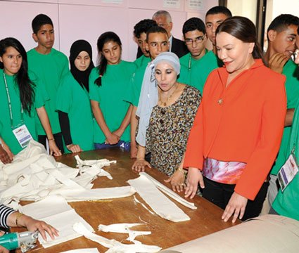 S.A.R. la Princesse Lalla Hasnaa visite Ă Marrakech lâAssociation «Al Kawtar»
