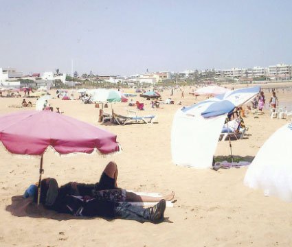 The City of Flowers in search of clean beaches