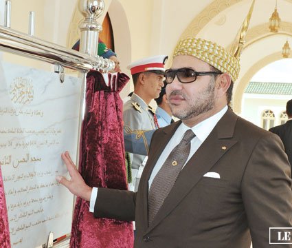 Amir Al-Mouminine inaugure la mosquée «Hassan II» à Saïdia