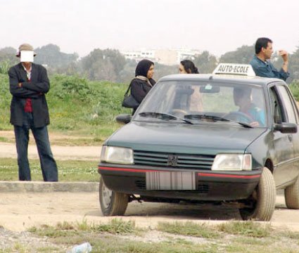 Les auto-écoles patinent