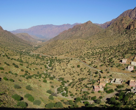 &copy; &copy; panoramio / elakramine, http://www.panoramio.com/user/831427