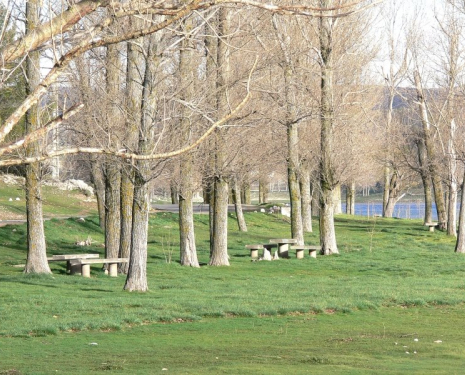 &copy; &copy; panoramio / hierbajos, http://www.panoramio.com/user/38637