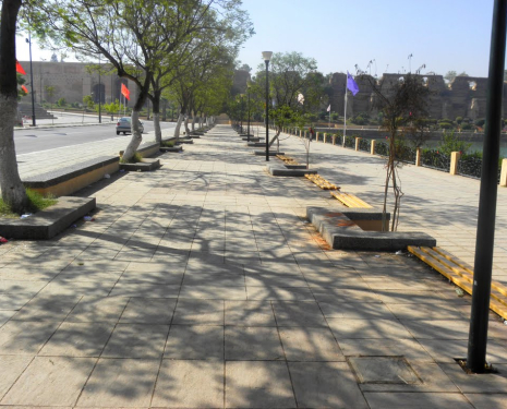 &copy; &copy; panoramio / elakramine