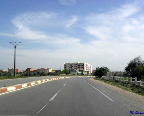 &copy; &copy; panoramio / elakramine, http://www.panoramio.com/user/831427