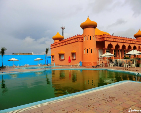 &copy; &copy; panoramio / elakramine, http://www.panoramio.com/user/831427