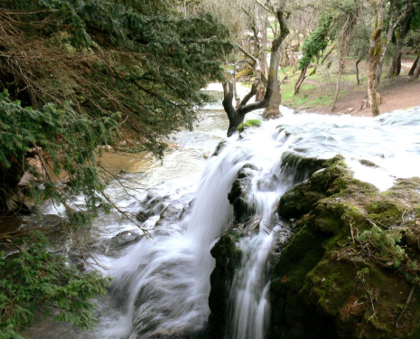 &copy; &copy; panoramio / hierbajos, http://www.panoramio.com/user/38637