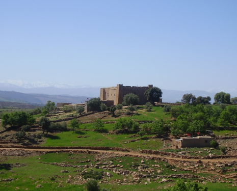 &copy; &copy; panoramio / elakramine, http://www.panoramio.com/user/831427