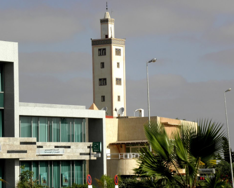 &copy; &copy; panoramio / elakramine