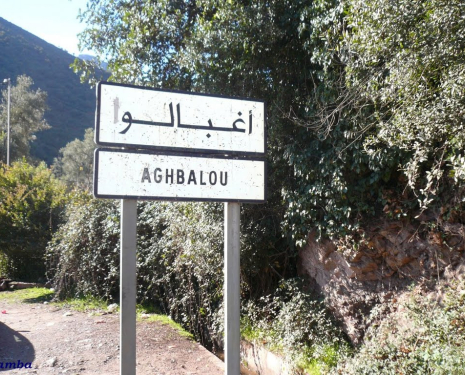 &copy; &copy; panoramio / Samba, http://www.panoramio.com/user/4238022