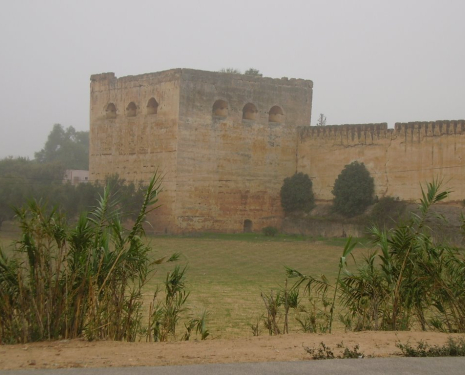 &copy; &copy; panoramio / elakramine, http://www.panoramio.com/user/831427