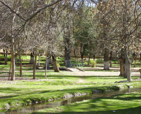 &copy; &copy; panoramio / elakramine, http://www.panoramio.com/user/831427