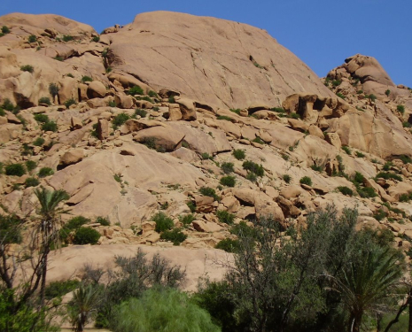 &copy; &copy; panoramio / elakramine, http://www.panoramio.com/user/831427