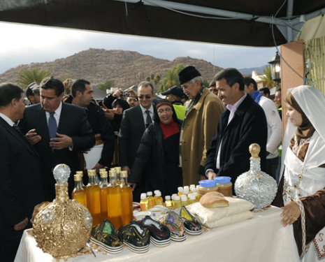 © &copy; festivalamandiers.ma / Rachid Bourhim, festivalamandiers.ma / Rachid Bourhim, Association Louz Tafraout, festivalamandiers.ma