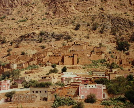 © &copy; panoramio / gondor, http://www.panoramio.com/user/248998