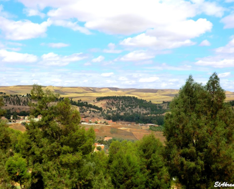 © &copy; panoramio / elakramine, http://www.panoramio.com/user/831427