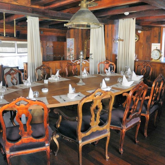 Le Dhow - Restaurant Bar Lounge