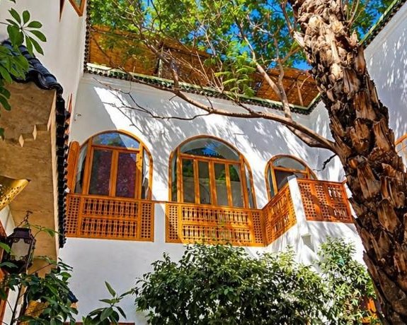 Riad O LY