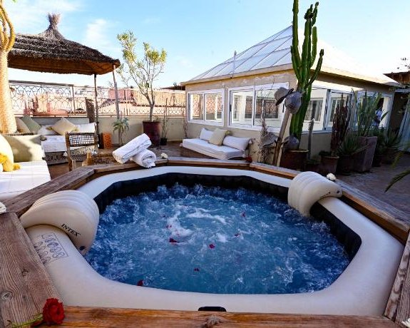 Riad MISS CARACAL Jacuzzi & Rooftop