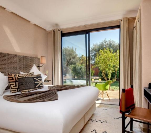 Oasis lodges