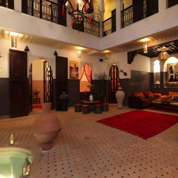 Riad La Porte Rouge By La Siredrah