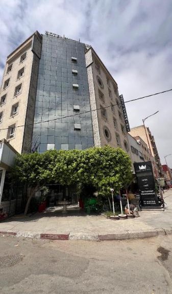 Hotel Pyramides ( Hotel , Appartement , Auberge )