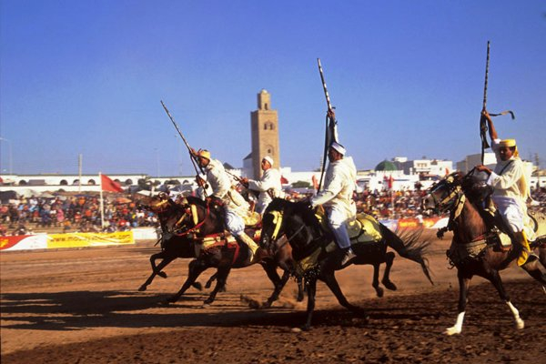 &copy; Moussem de Moulay Abdellah Amghar / Roland Benzaken