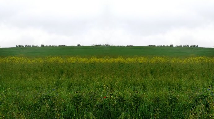 &copy; panoramio / elakramine, http://www.panoramio.com/user/831427