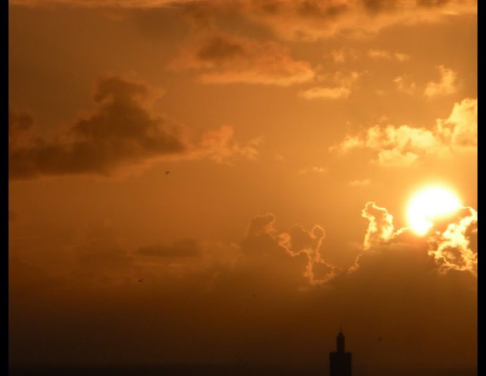 &copy; panoramio / JC EBY ©, http://www.panoramio.com/user/1665272