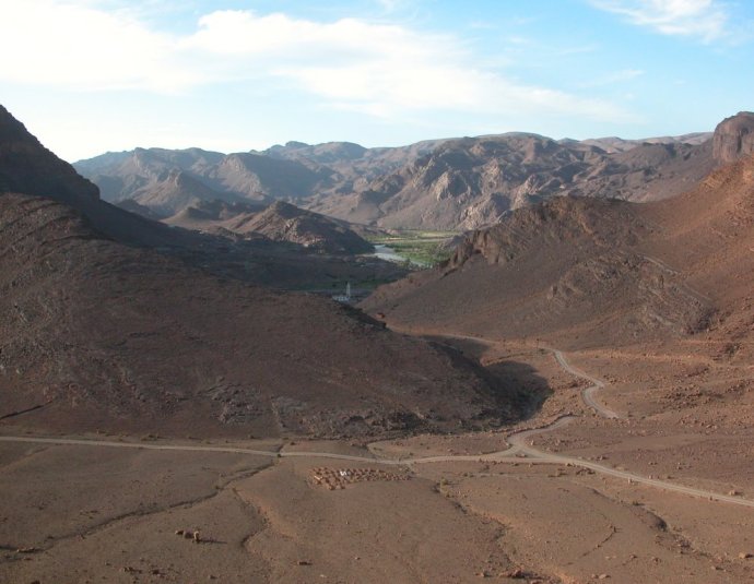 &copy; panoramio / inivag, http://www.panoramio.com/user/341885