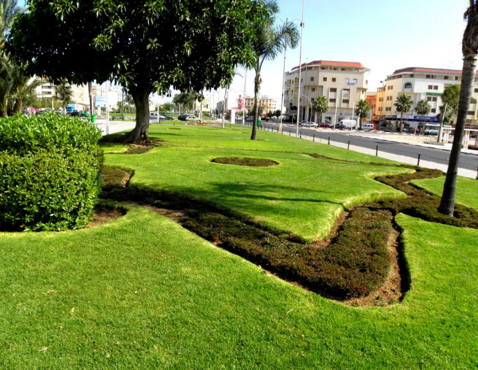 &copy; panoramio / elakramine