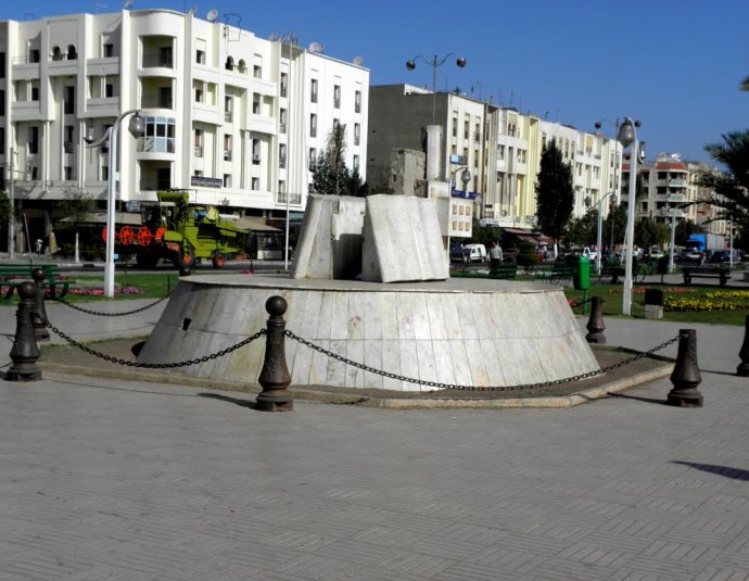 &copy; panoramio / elakramine