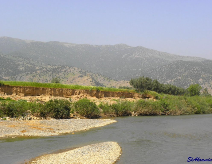 &copy; panoramio / elakramine, http://www.panoramio.com/user/831427